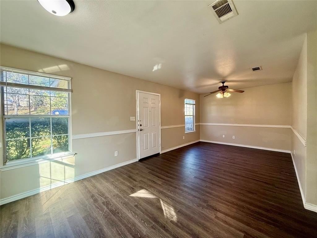 104 E Prospect St - Photo 3 of 12