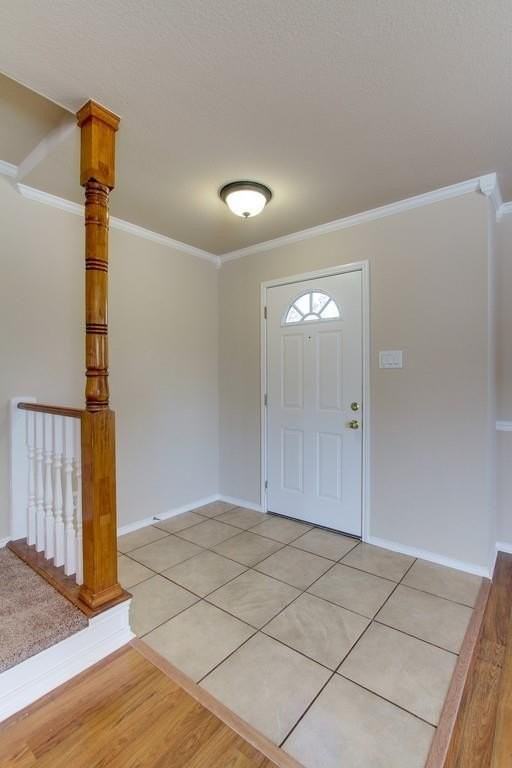 9301 Bedford Ln - Photo 5 of 38