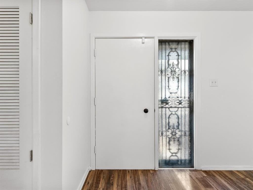 4806 South Dr - Photo 6 of 30