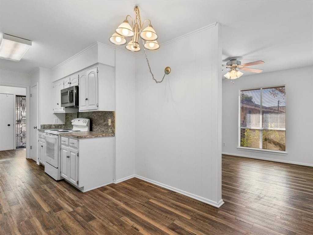 4806 South Dr - Photo 7 of 27