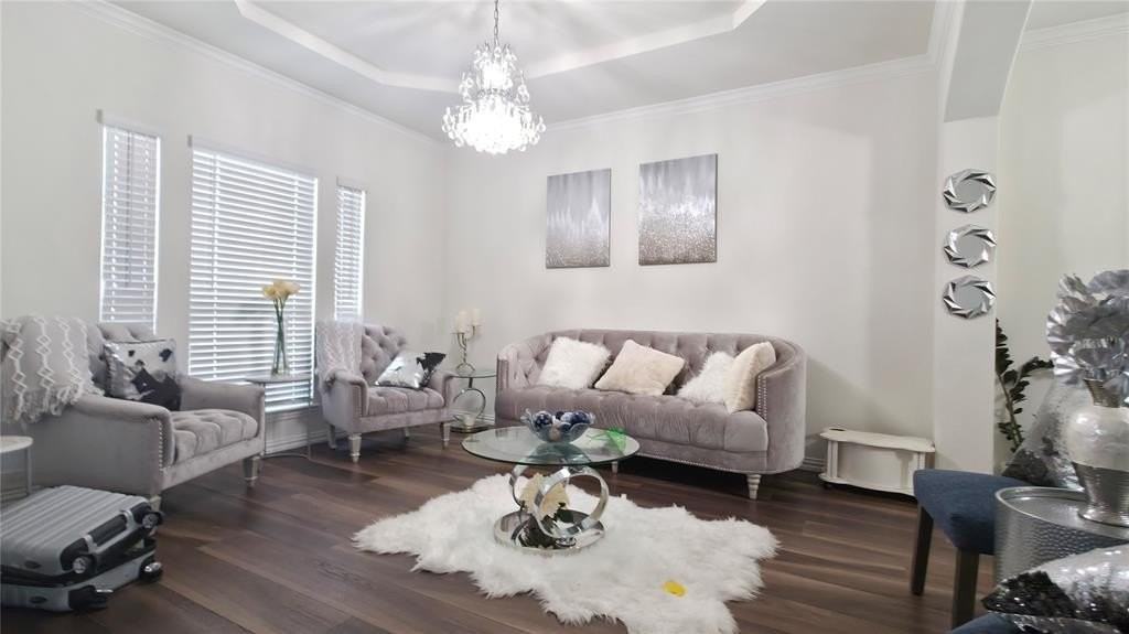 358 Llano Dr - Photo 5 of 30