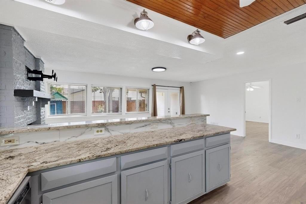 3222 Shield Ln - Photo 2 of 7