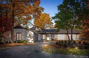 featured image of 3360 Pine Estates Dr