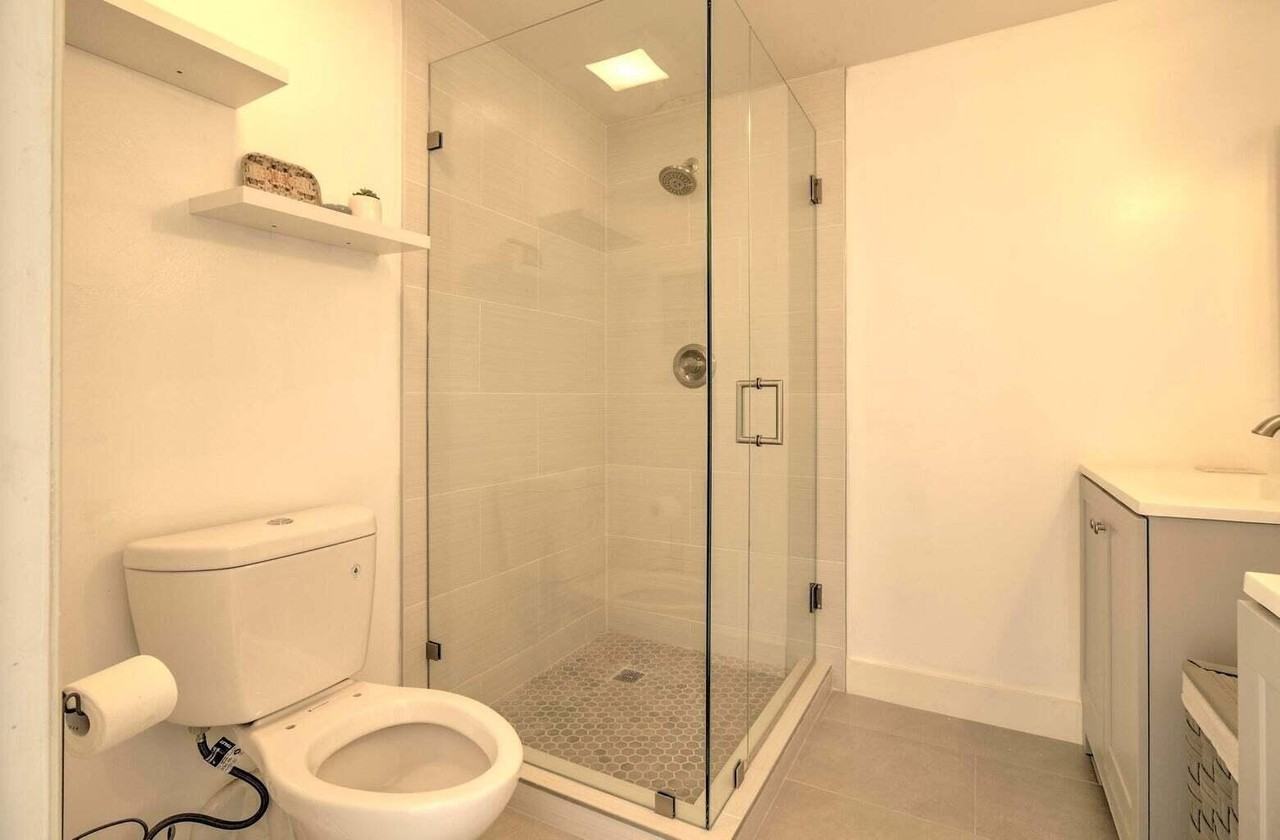 593 Green Springs Pl - Photo 7 of 17