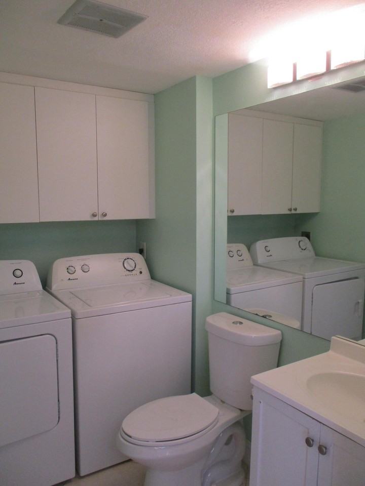 724 7th Way - Photo 5 of 8