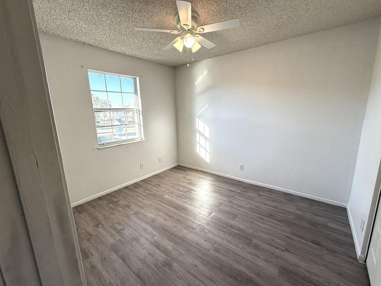 1552 Se Royal Green Cir #201 - Photo 4 of 11