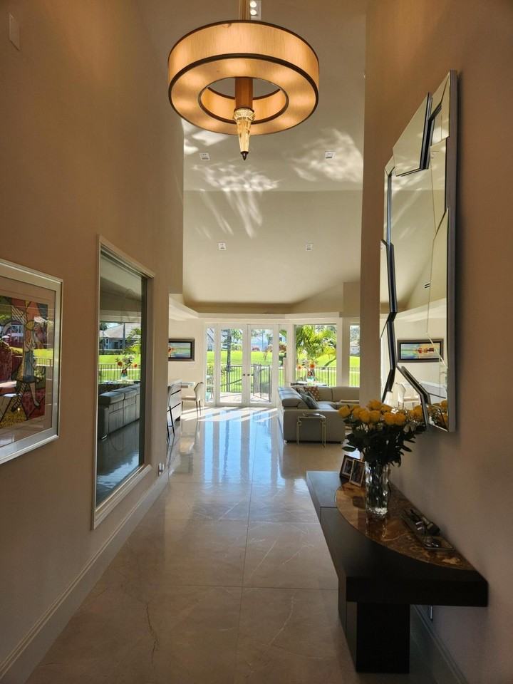 5480 Nw 41st Ter - Photo 4 of 42