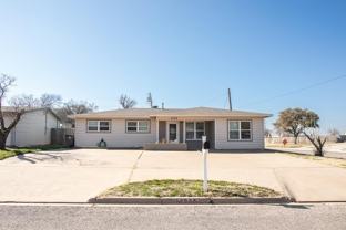 2779 Notre Dame Ave - Photo 1 of 1