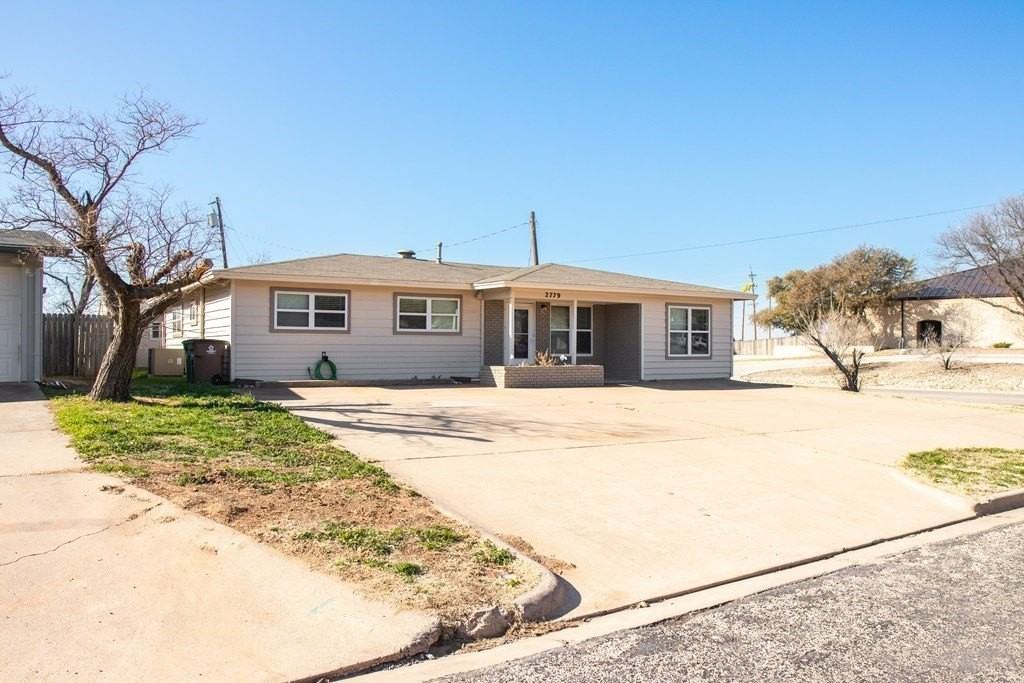 2779 Notre Dame Ave - Photo 2 of 21