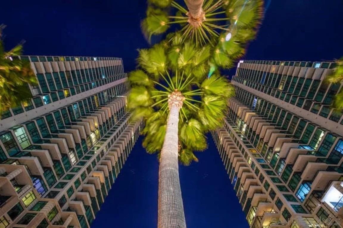 1199 Pacific Hwy Unit 1204 #1204