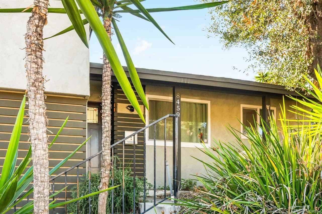 8459 Tommy Dr - Photo 3 of 31