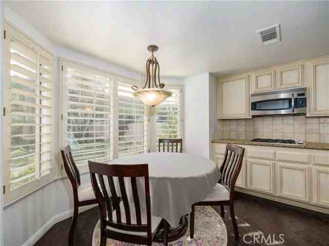 24716 Calle Altamira - Photo 3 of 8