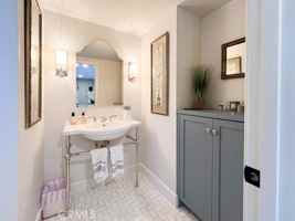 featured image of 4424 Ethel Ave