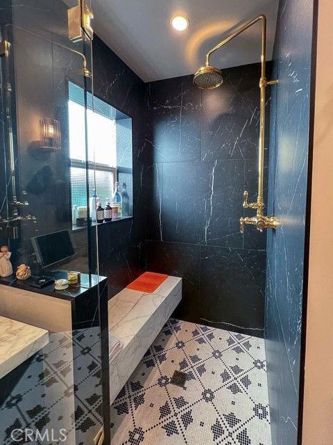 4424 Ethel Ave - Photo 4 of 8