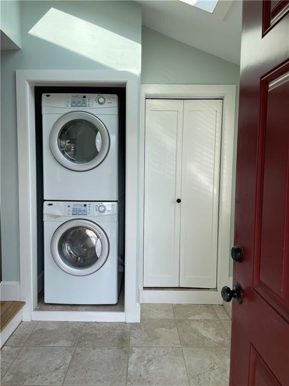 102 3rd Beach Rd - Photo 4 of 29