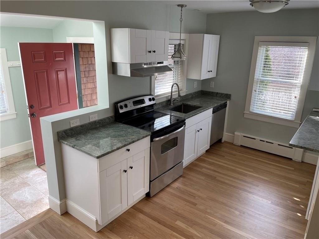 102 3rd Beach Rd - Photo 6 of 29