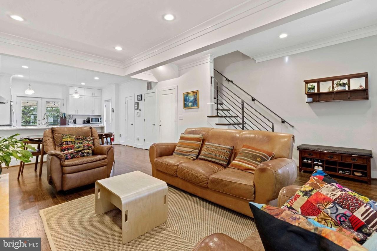 1928 1st St Ne - Photo 4 of 26