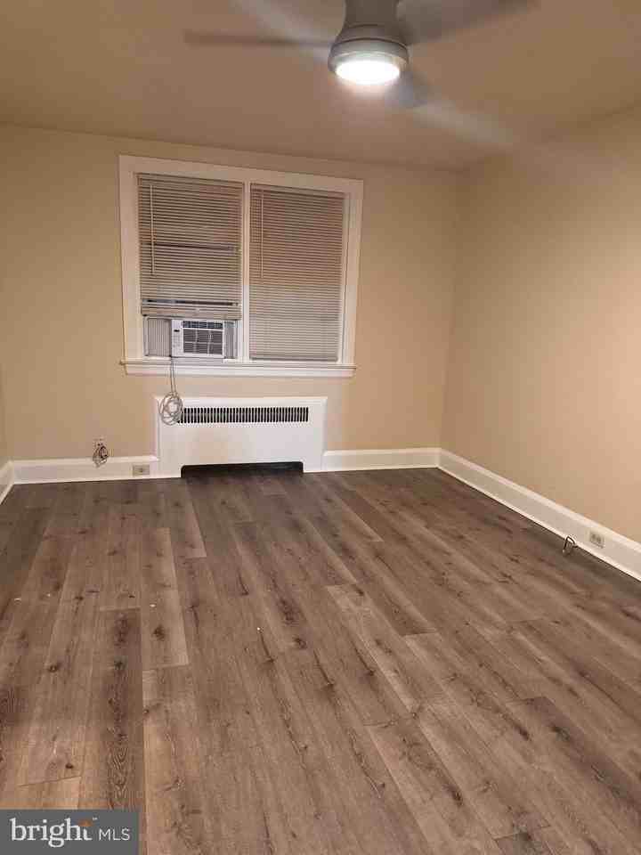 4041 Wilkens Ave Unit B #B - Photo 4 of 7