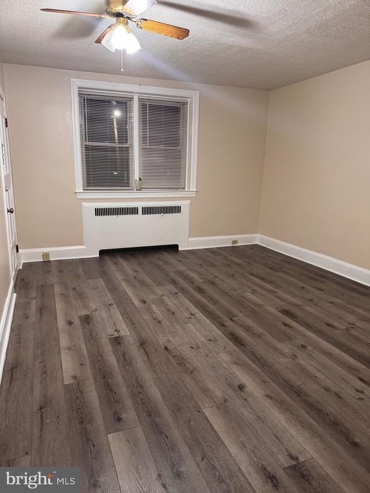 4041 Wilkens Ave Unit B #B - Photo 5 of 7