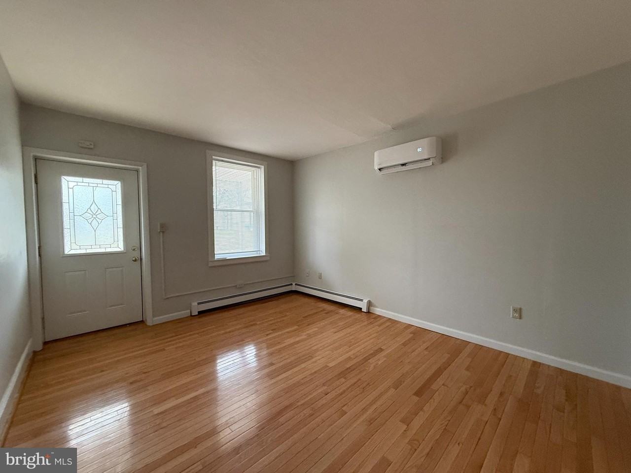 32 Franklin St Apt B - Photo 7 of 14