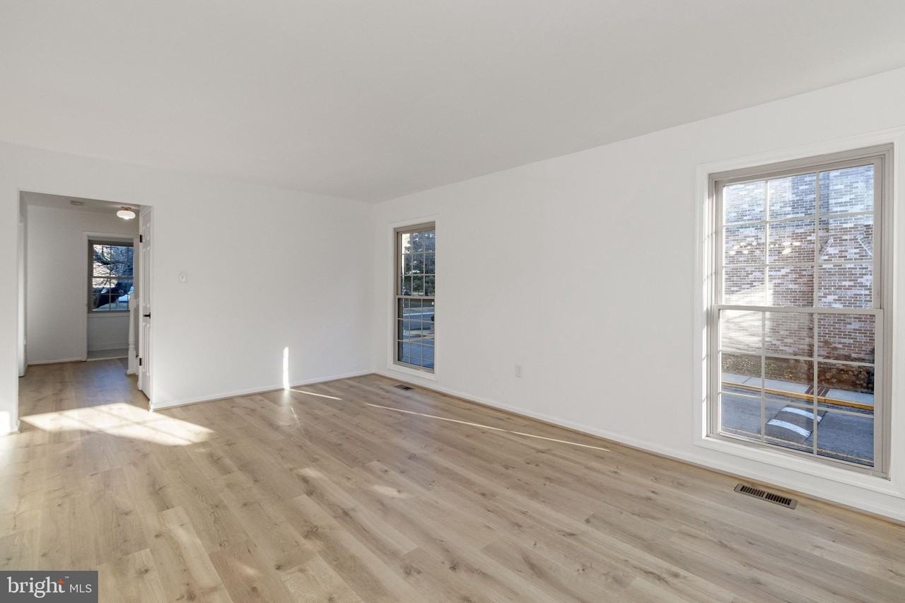 7454 Westlake Ter Unit 7 #7 - Photo 6 of 28