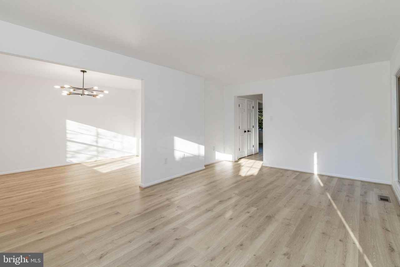 7454 Westlake Ter Unit 7 #7 - Photo 7 of 28