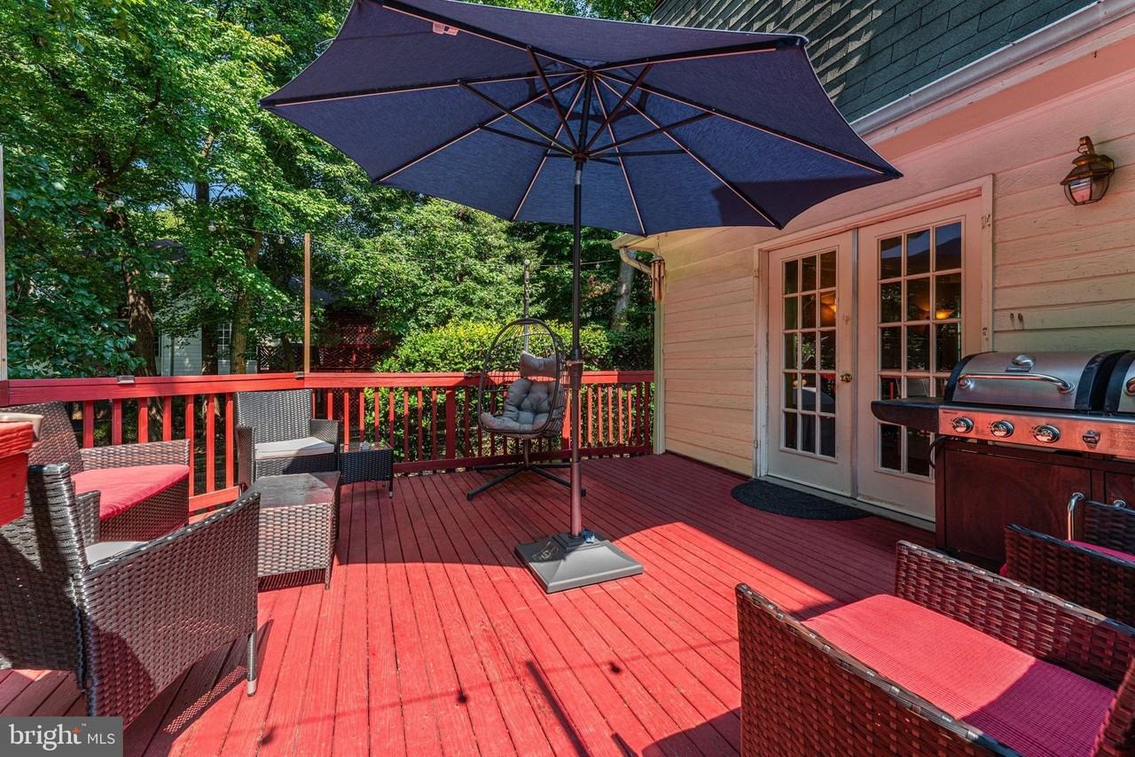 10108 Donegal Ct - Photo 5 of 50