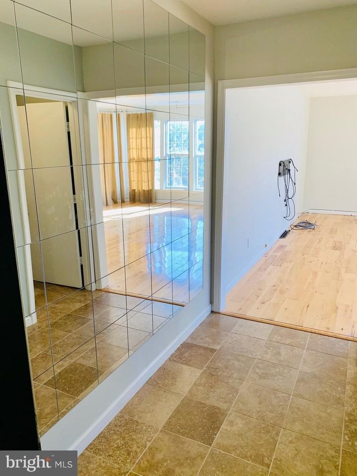 6149 Stonehenge Pl - Photo 4 of 40