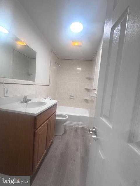 5031 Huron St - Photo 4 of 30