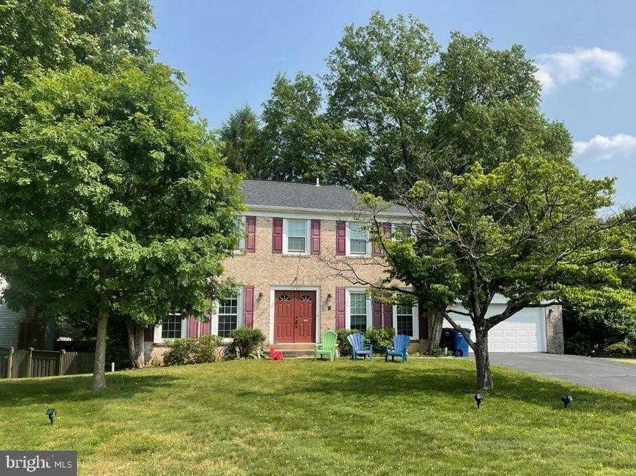 1727 Pebble Beach Dr - Photo 3 of 24