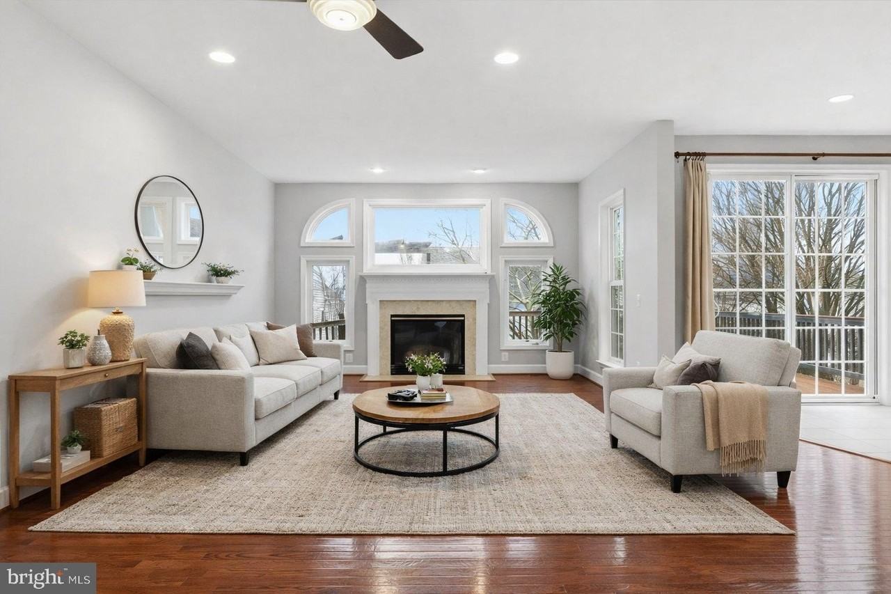 42906 Bittner Sq - Photo 6 of 31