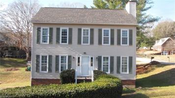 featured image of 2500 Newington Ct