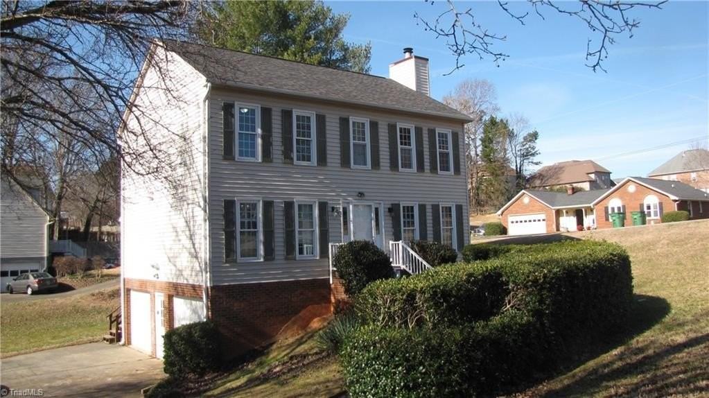 2500 Newington Ct - Photo 5 of 30