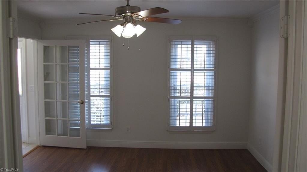 2500 Newington Ct - Photo 7 of 30