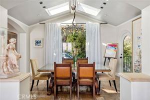 featured image of 325 Camden Pl