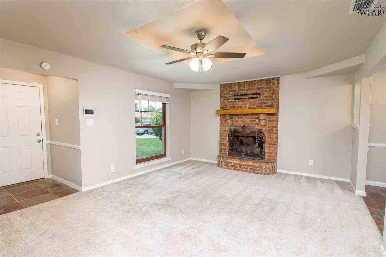 6000 Laci Ln - Photo 4 of 21