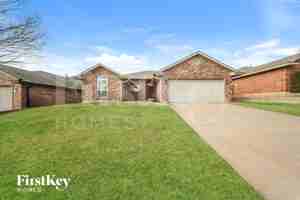 featured image of 1501 Meadow Run Dr