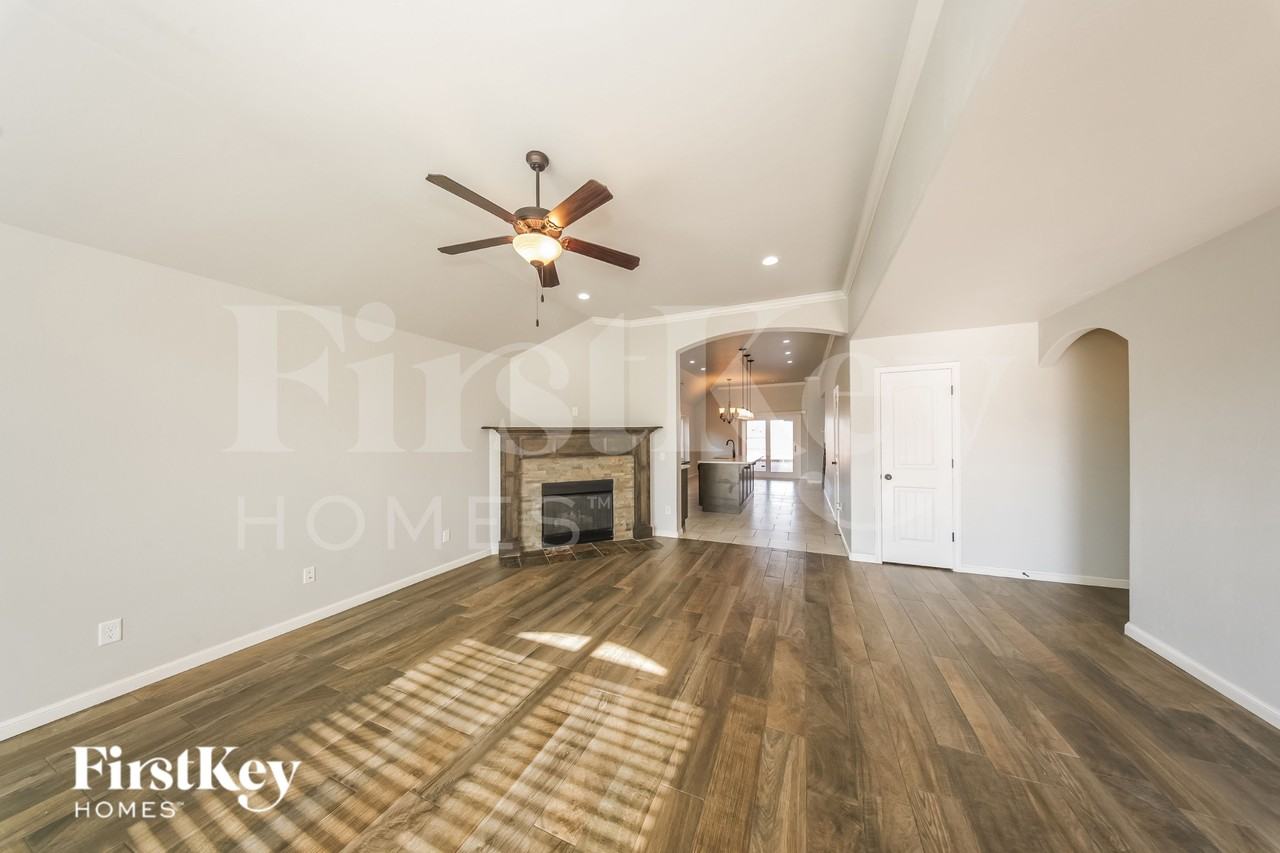 2525 Nw 194th St - Photo 3 of 19