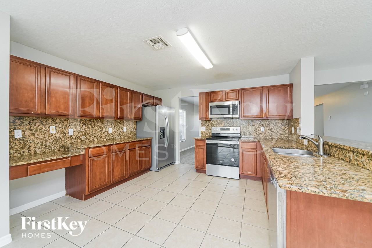 15346 Perdido Dr - Photo 5 of 19