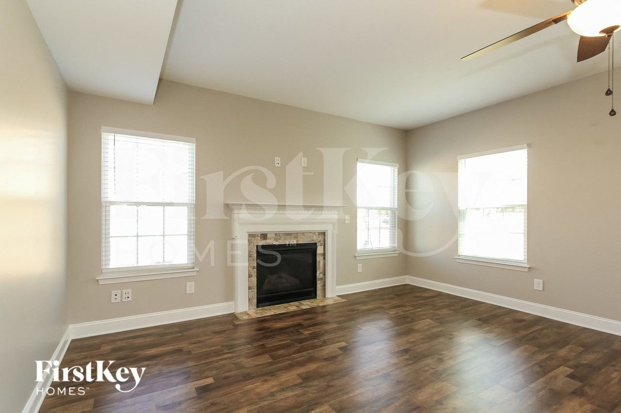 2116 Galloway Ln Sw - Photo 3 of 14