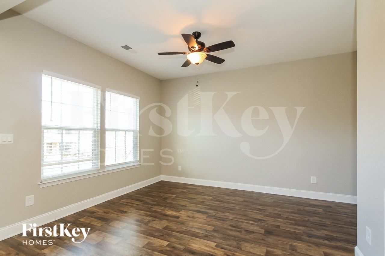 2116 Galloway Ln Sw - Photo 4 of 14