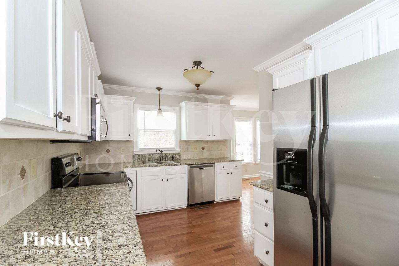 2005 Middleham Dr - Photo 6 of 15