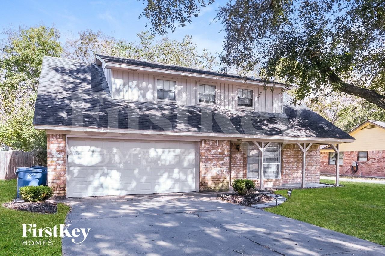 3609 Avenue P - Photo 2 of 15