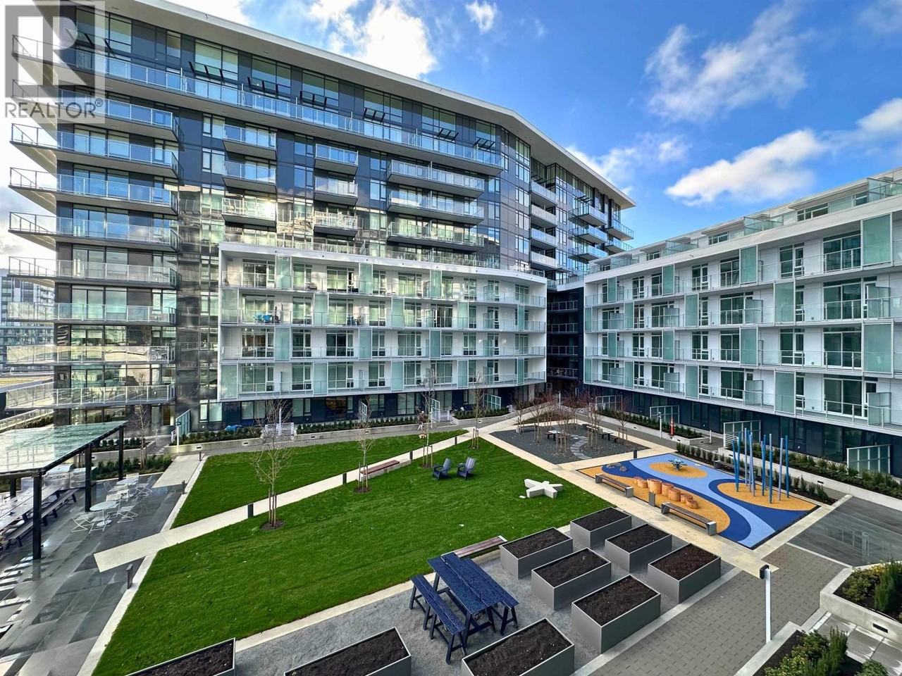 6300 Minoru Boulevard - Photo 7 of 24