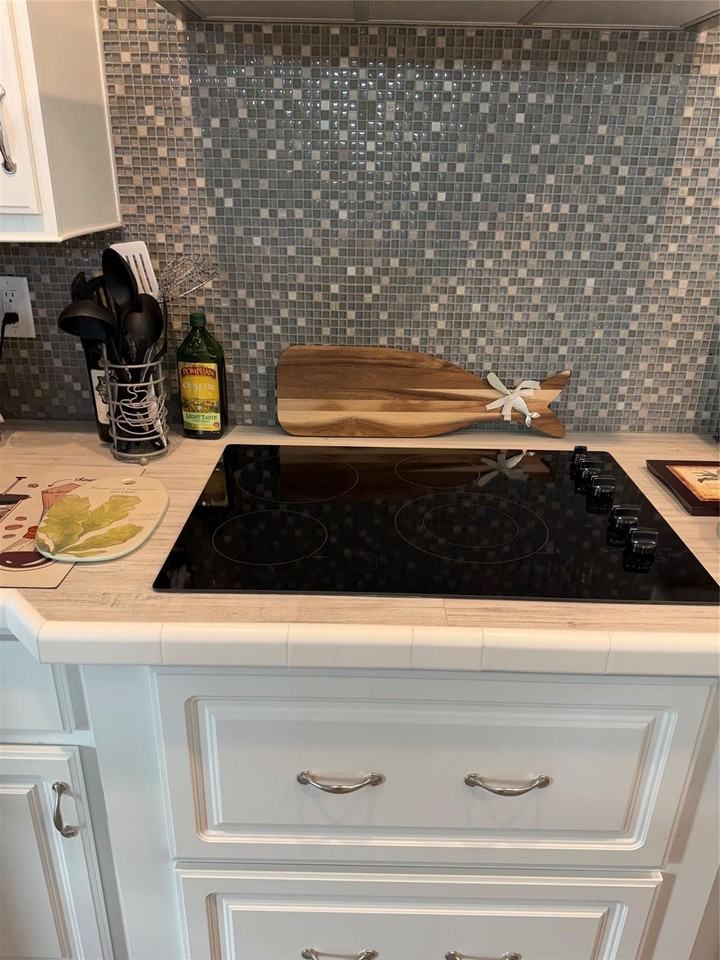 348 Ne Starboard Way - Photo 6 of 11