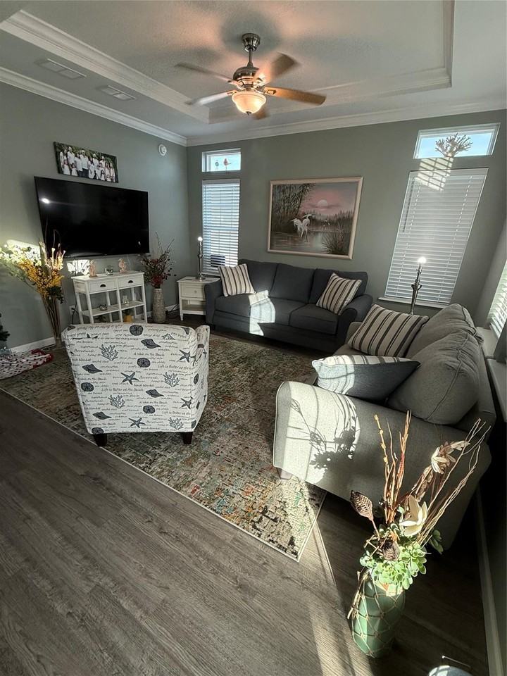 348 Ne Starboard Way - Photo 7 of 11