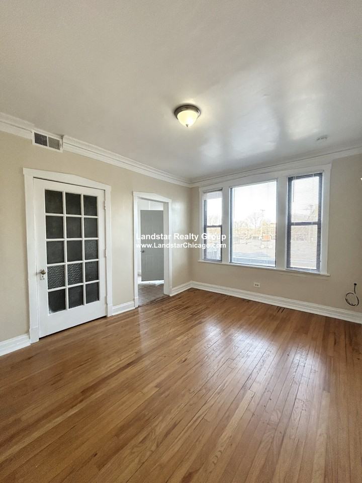 1670 W Pratt Blvd #2A - Photo 6 of 17