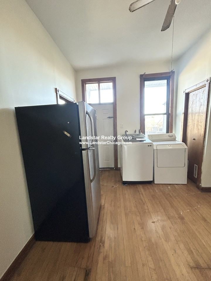 2827 N Milwaukee Ave #3 - Photo 2 of 17