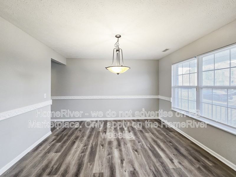 10838 Spring Green Dr - Photo 3 of 22