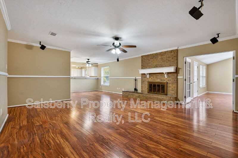1305 Elizabeth Blvd - Photo 4 of 26